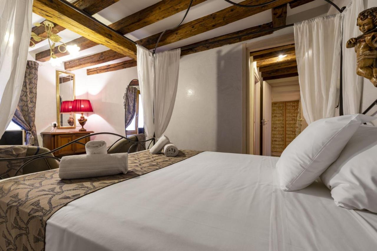 Il Nido Di San Stae Apartment Venedig