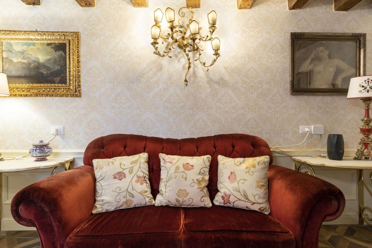 Il Nido Di San Stae Appartement Venetië